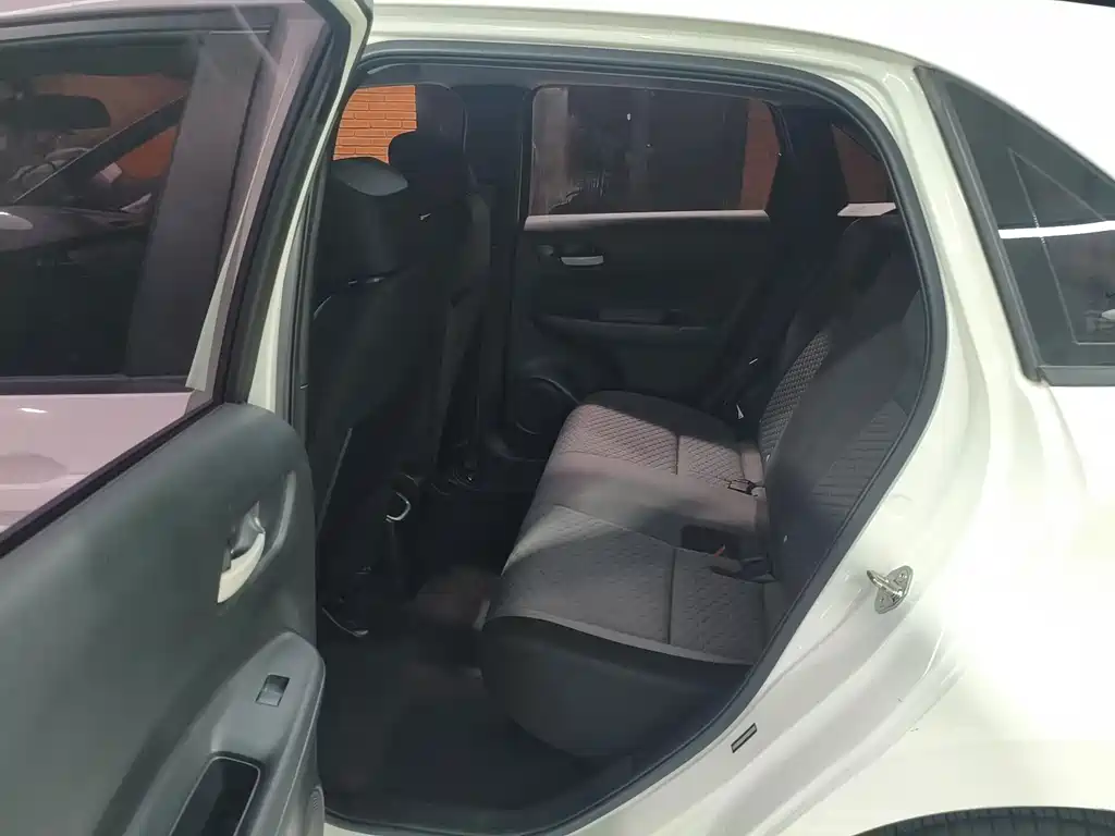 Honda Fit — миниатюра 11