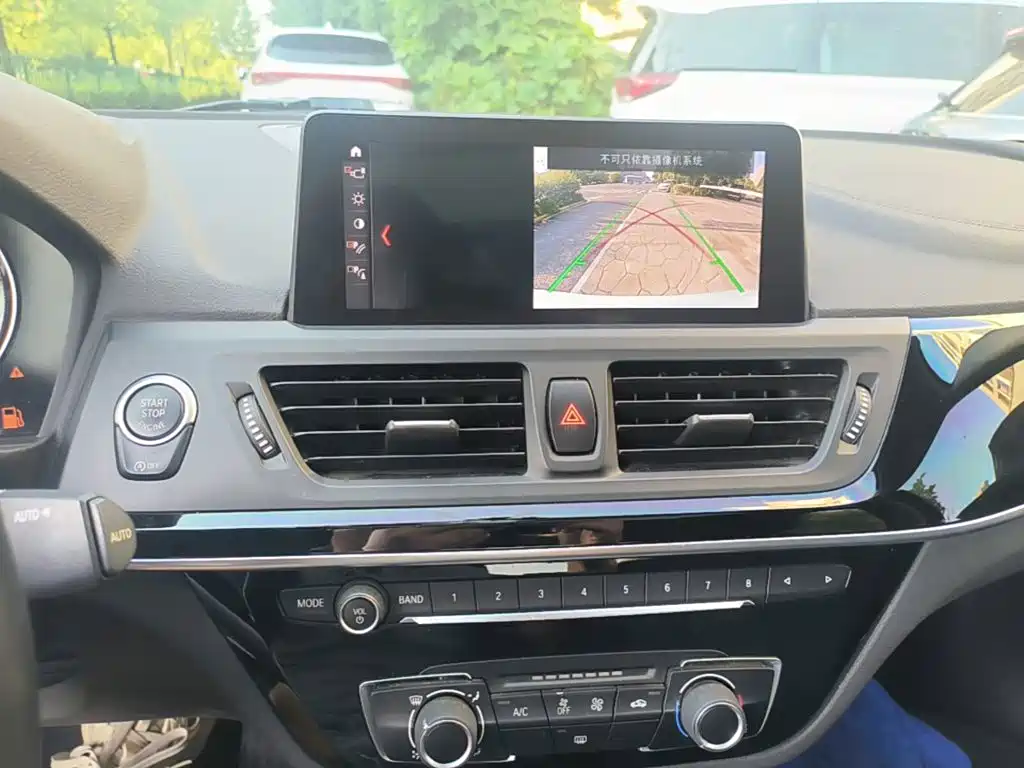 BMW 1 Series — миниатюра 13