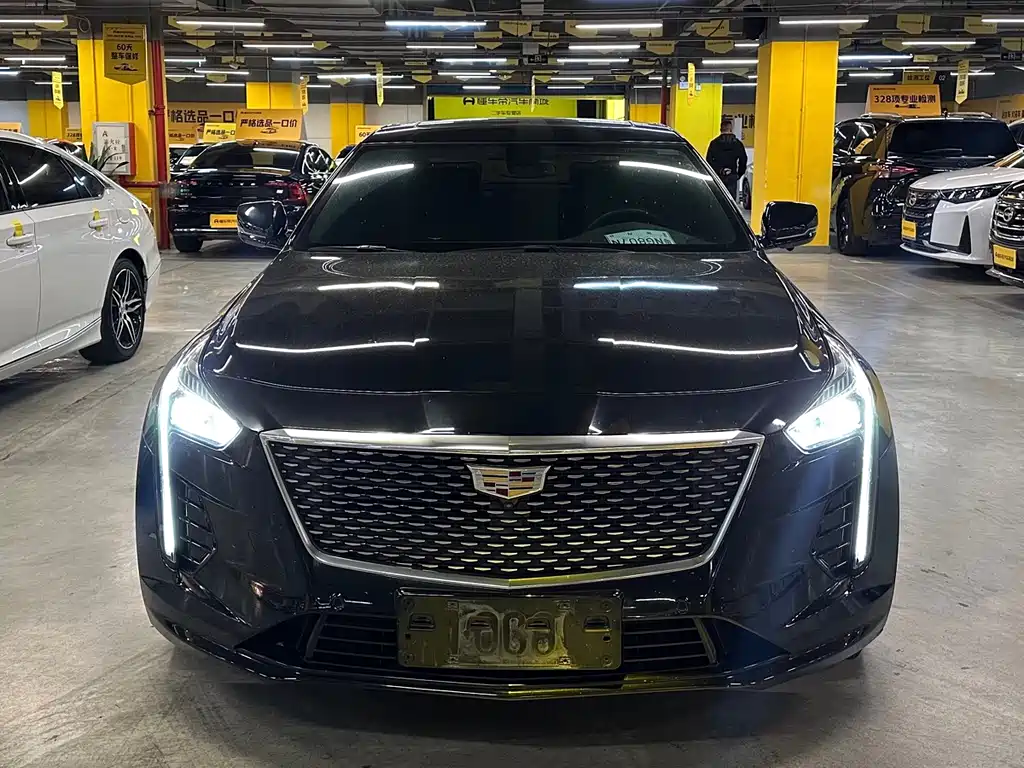 CADILLAC CT6