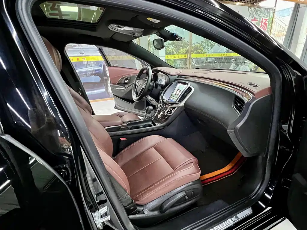 Buick LaCrosse — миниатюра 15