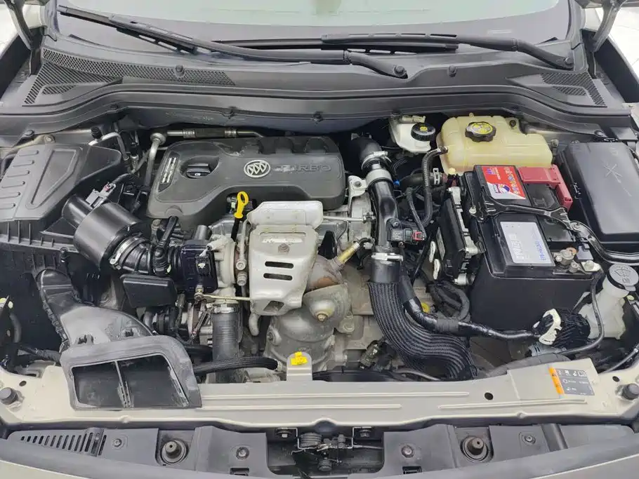 Buick Excelle — миниатюра 10