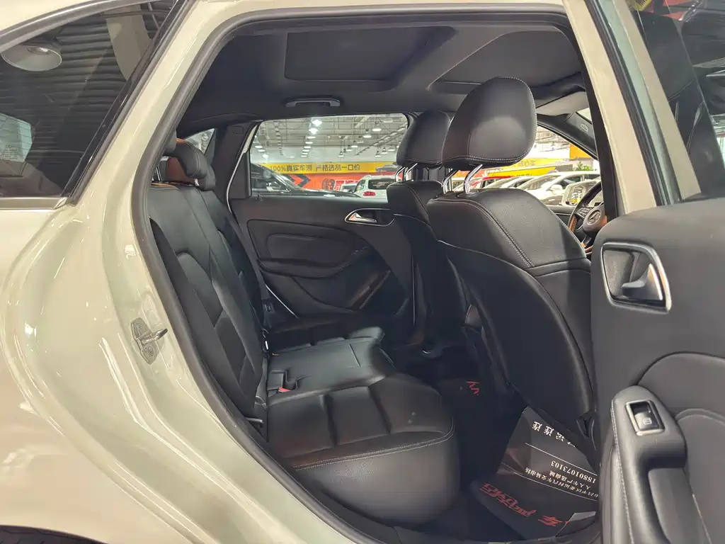Mercedes-Benz B-Class — миниатюра 10