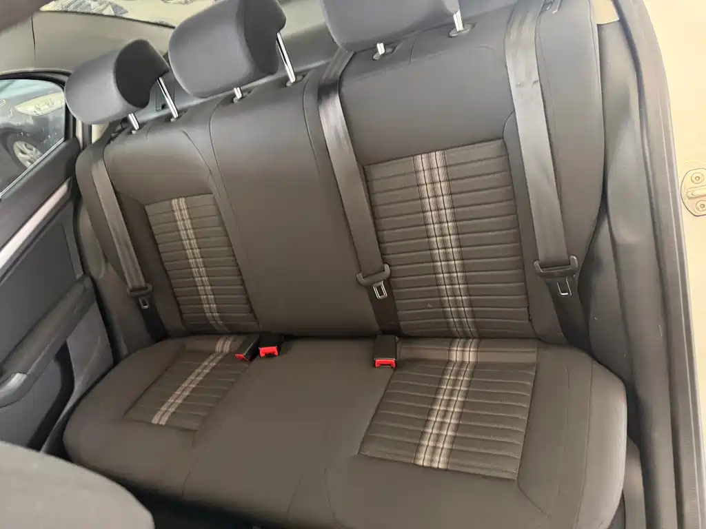Volkswagen Lavida — миниатюра 18