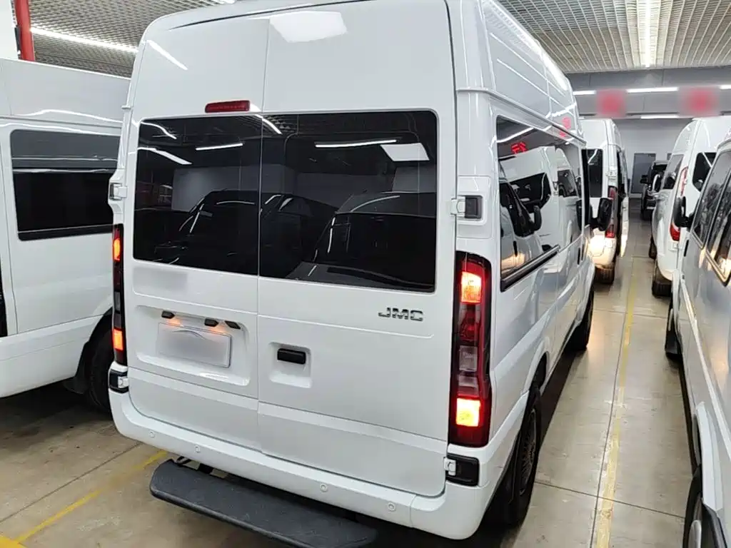 JMC JMC Fushun — миниатюра 7