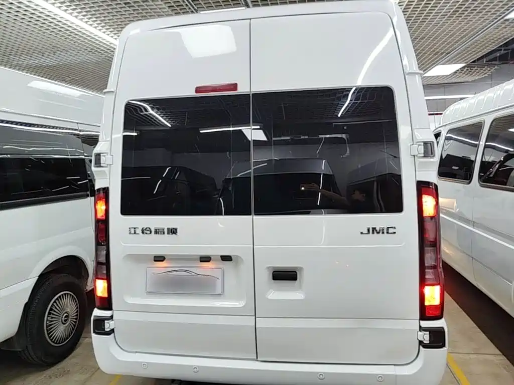 JMC JMC Fushun — миниатюра 6