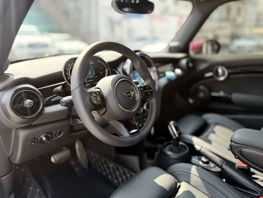 MINI ELECTRIC  COOPER