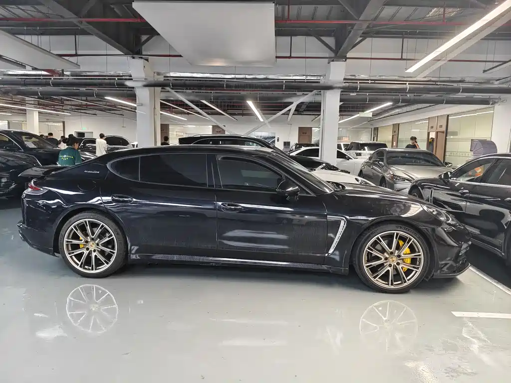 Porsche Panamera 2014 Panamera 4S Sport Edition 3.0T