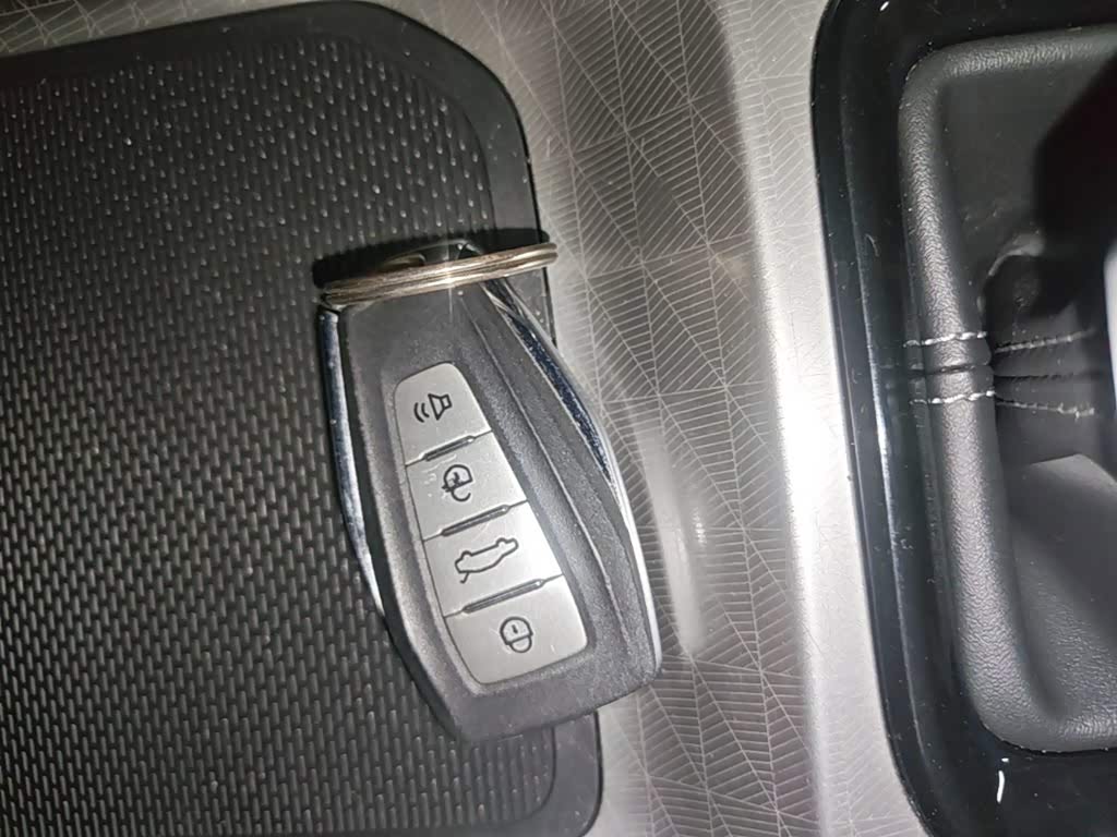 Geely Emgrand 1.5 л 2024 г. Голубой, пробег 20299 км