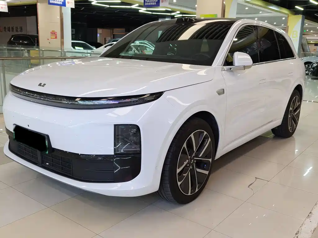 Li Auto L6