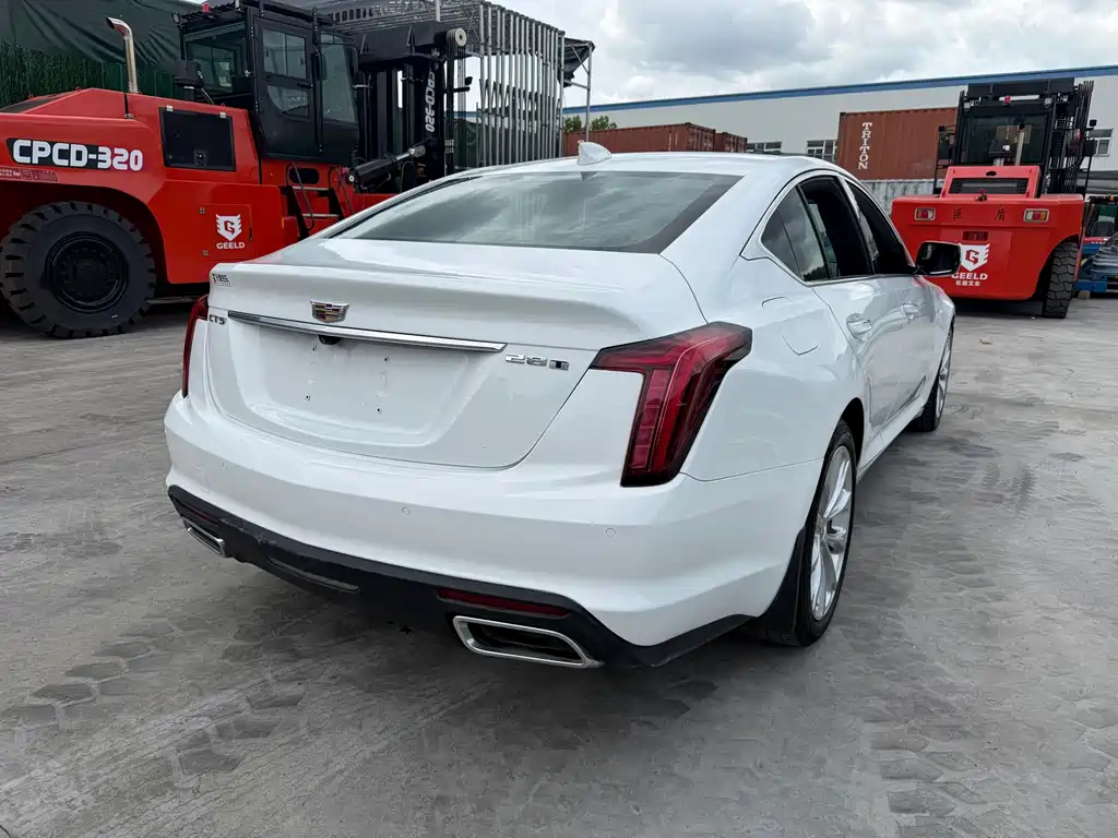Cadillac CT5 28T Luxury Type, фото 20