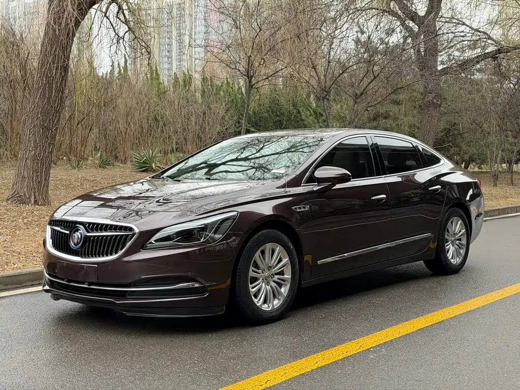 BUICK LACROSSE