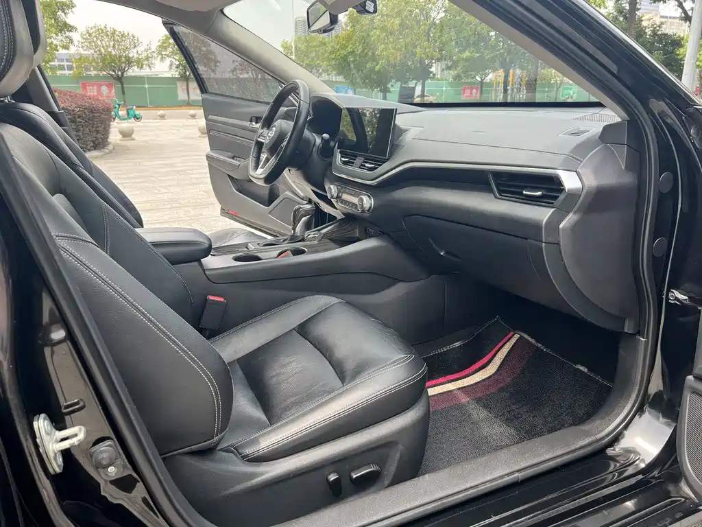 Nissan Teana — миниатюра 11