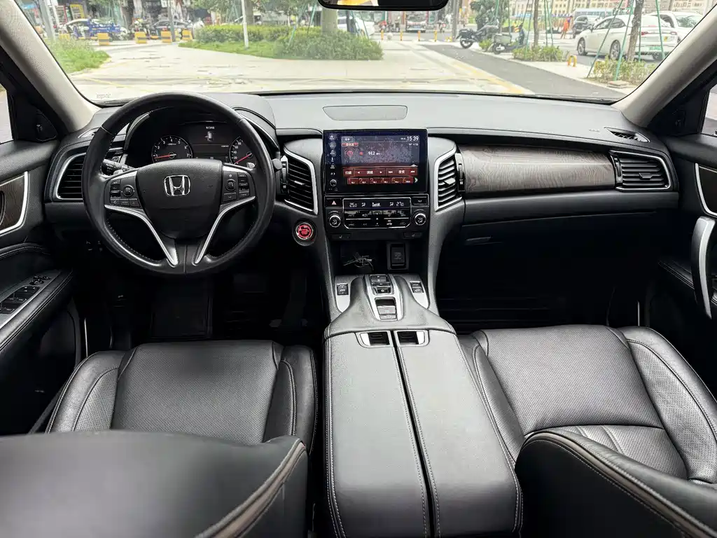 Honda Avancier — миниатюра 3