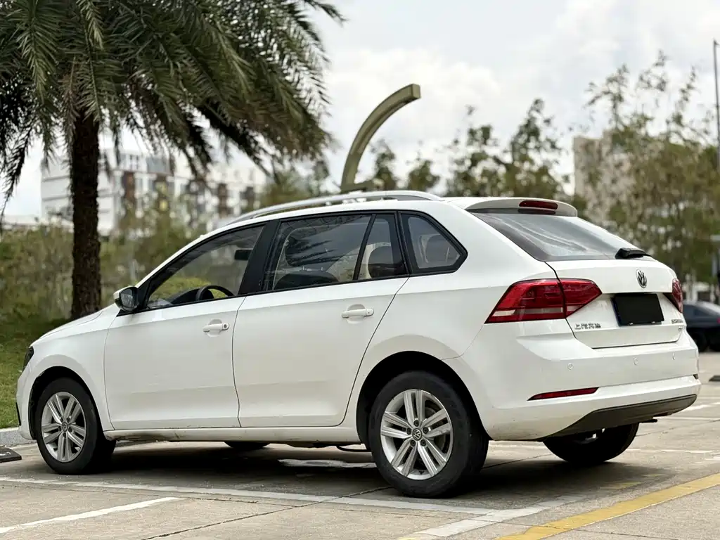 Volkswagen Santana — миниатюра 16