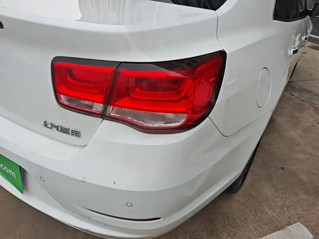 Chevrolet Malibu — миниатюра 8