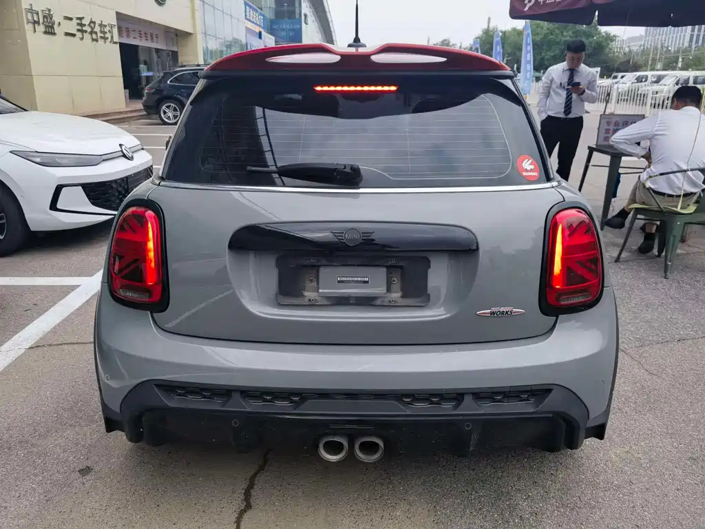 Mini JCW 2023 2.0T JOHN COOPER WORKS Pat Moss