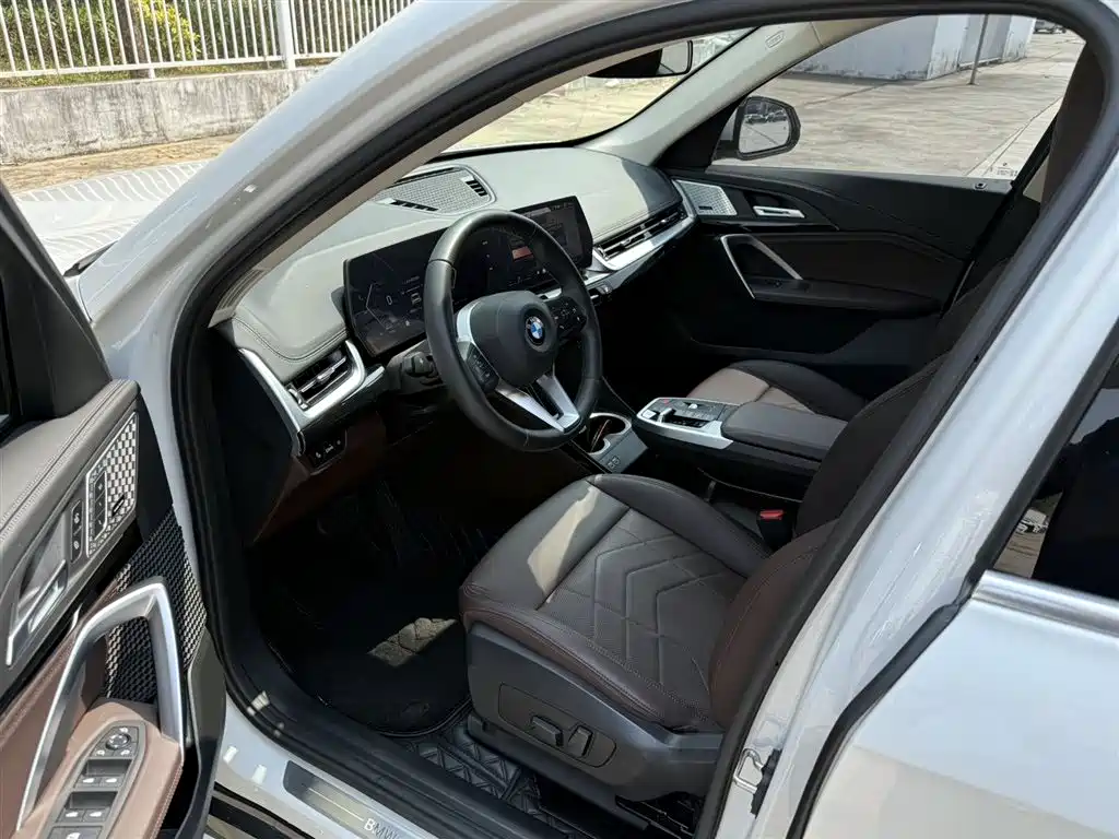 BMW X1 2023 sDrive25Li X