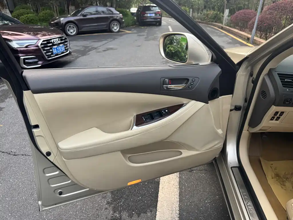 Lexus ES 2010 240 Luxury
