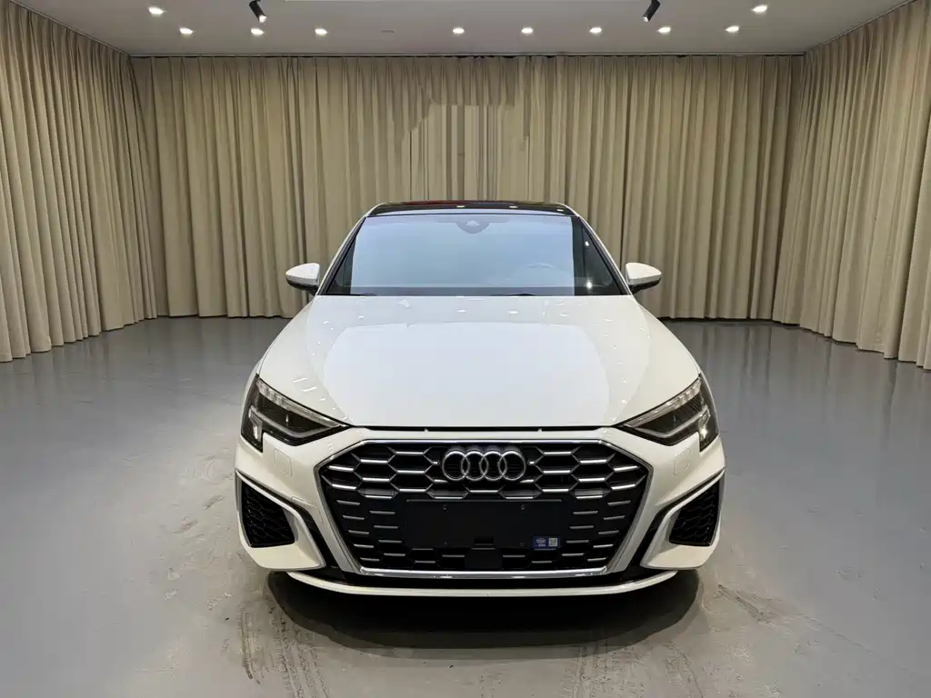 Audi A3 2023 Sportback 35 TFSI Fashion Sport