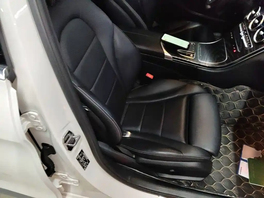 Mercedes-Benz C-Class — миниатюра 25