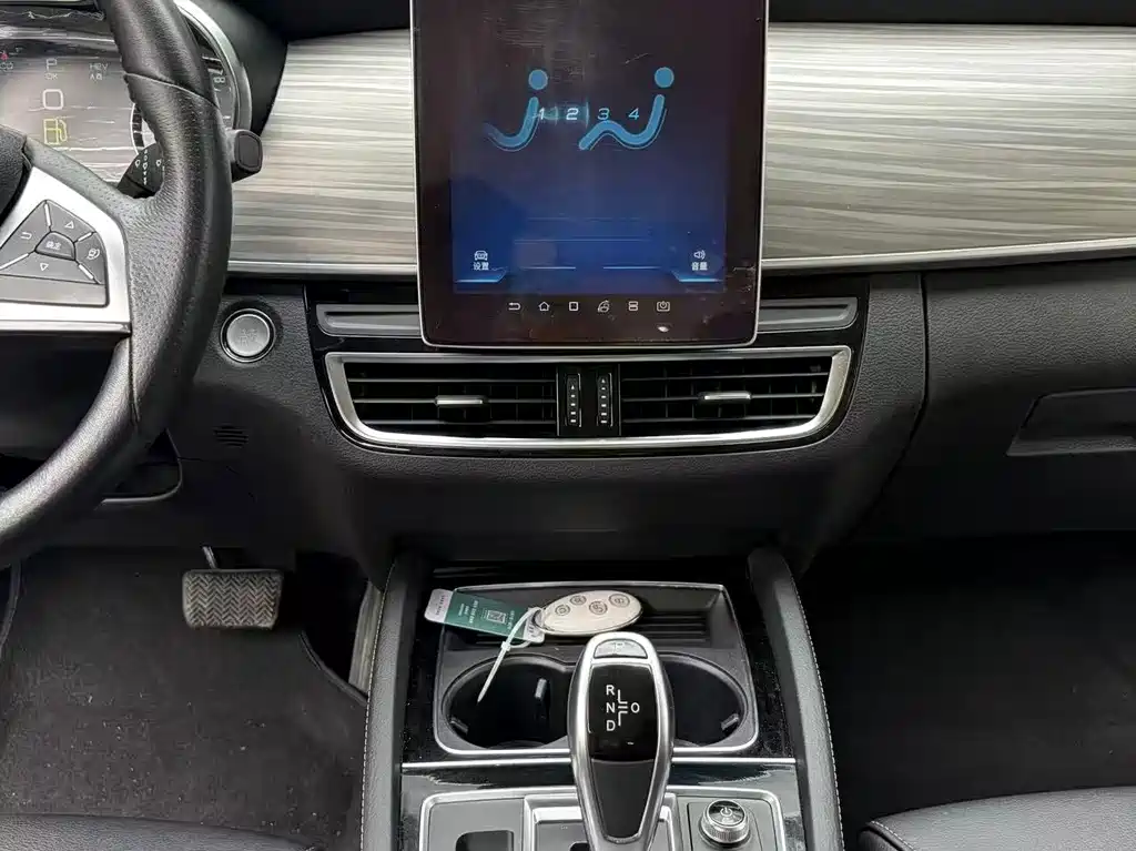 BYD MAX New Energy — миниатюра 13