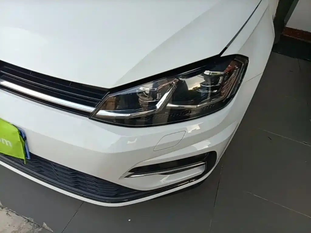 Volkswagen Golf — миниатюра 24