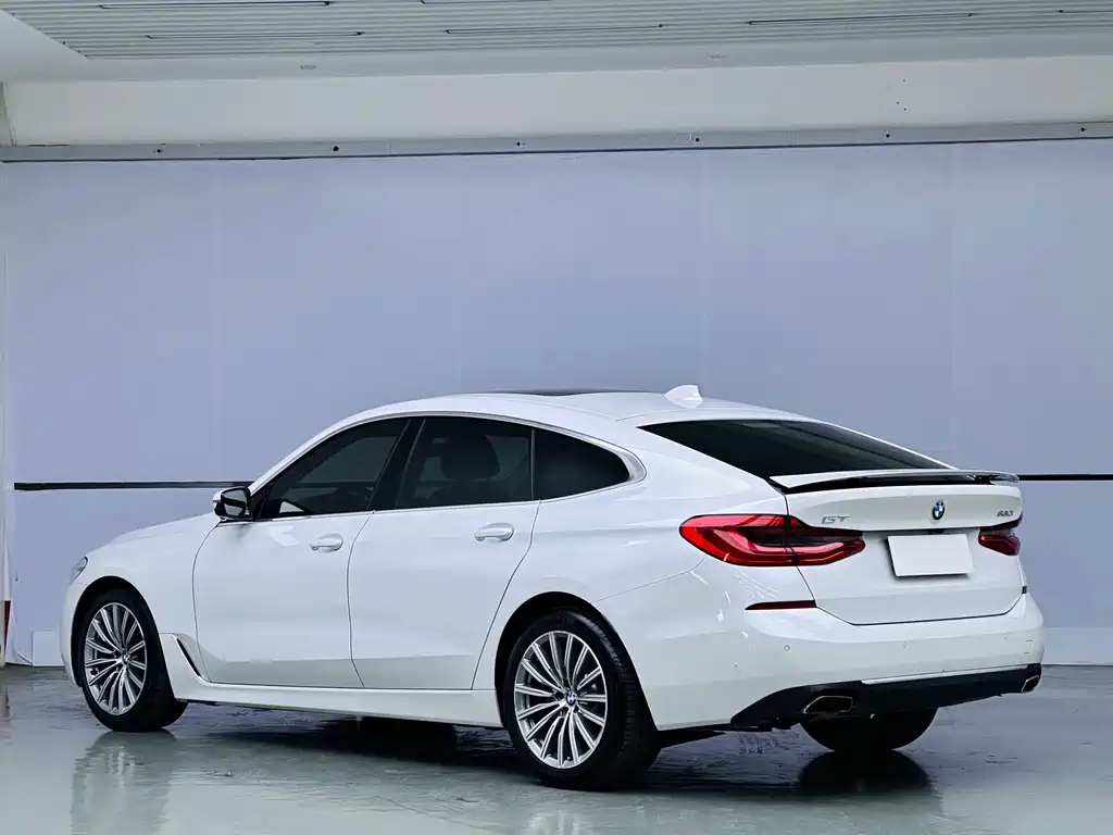 BMW 6 Series GT — миниатюра 4