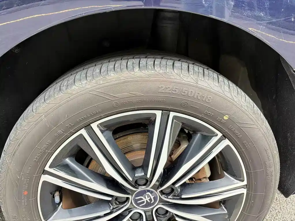 BYD MAX New Energy — миниатюра 17
