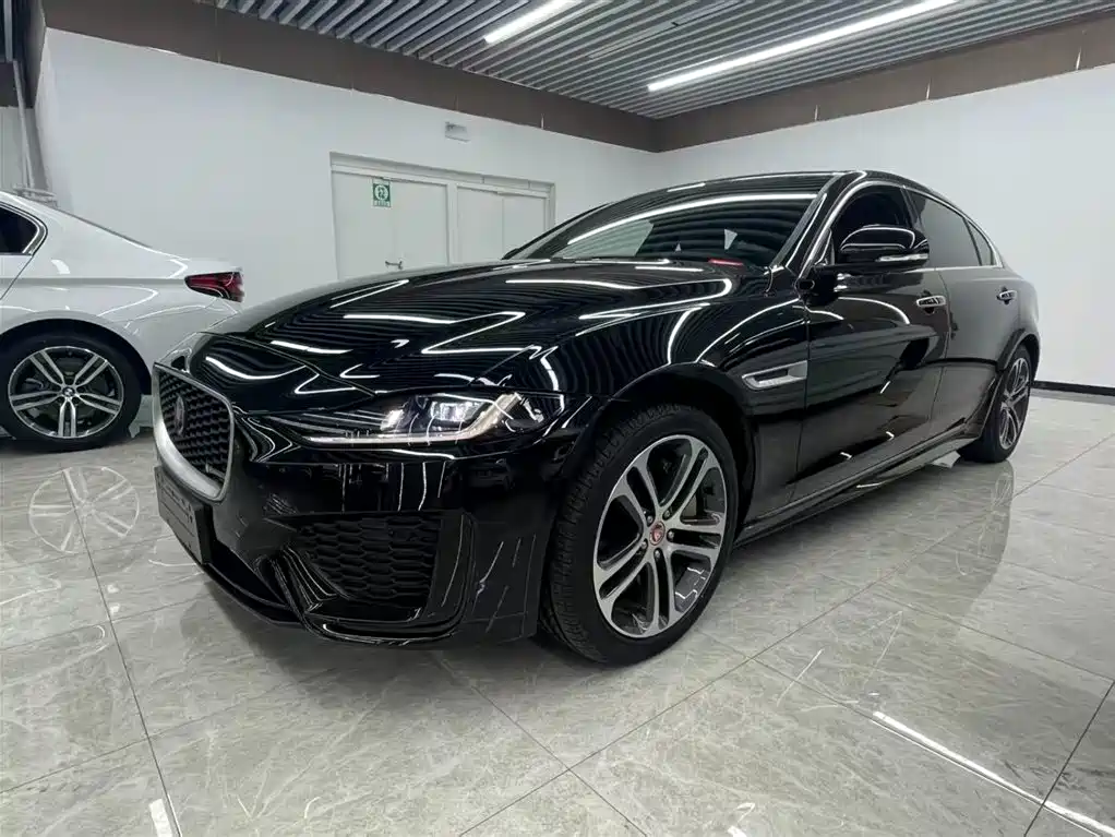 Купить Jaguar XEL