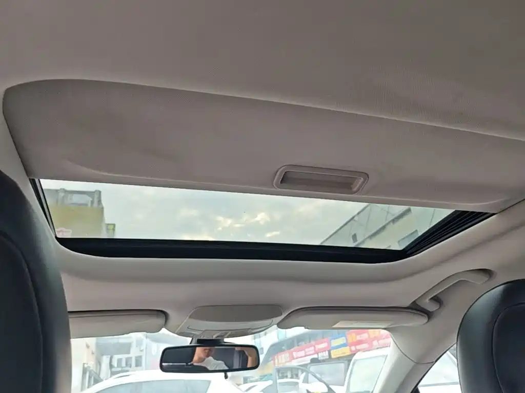 Ford Mondeo — миниатюра 18