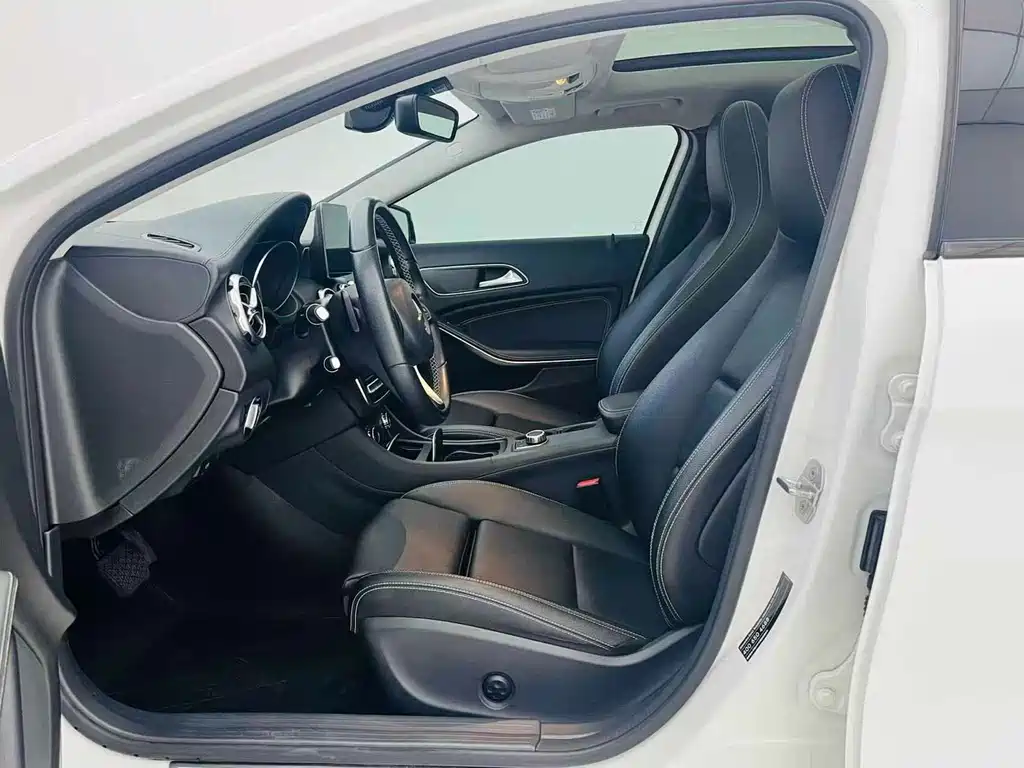 Mercedes-Benz GLA — миниатюра 7