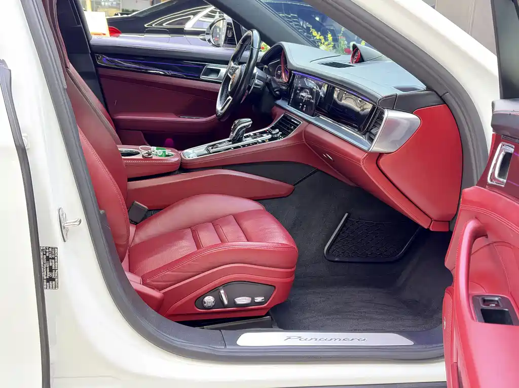 Porsche Panamera — миниатюра 16