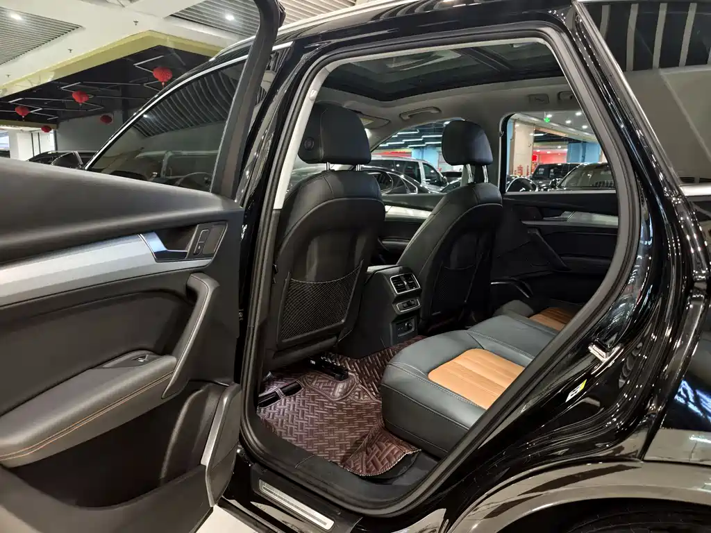 Audi Q5L 2020 40 TFSI Fashion