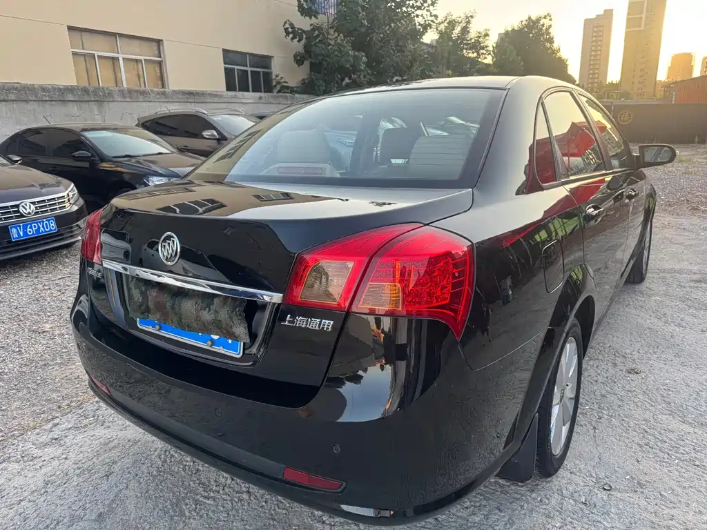 Buick Excelle — миниатюра 4