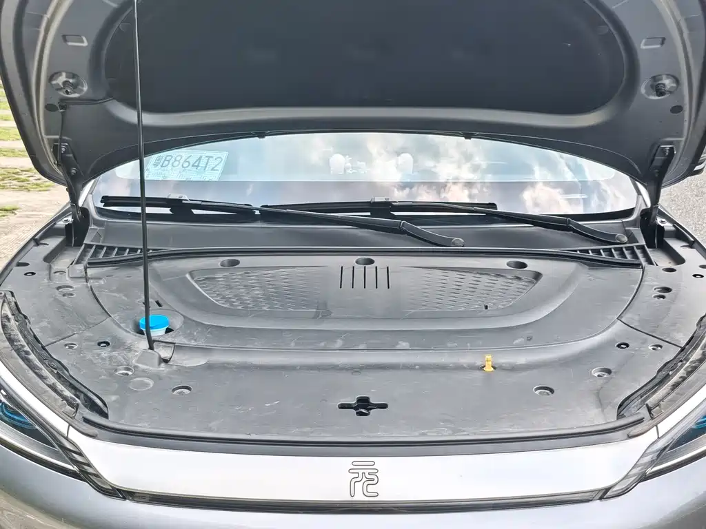 BYD Yuan Plus — миниатюра 12