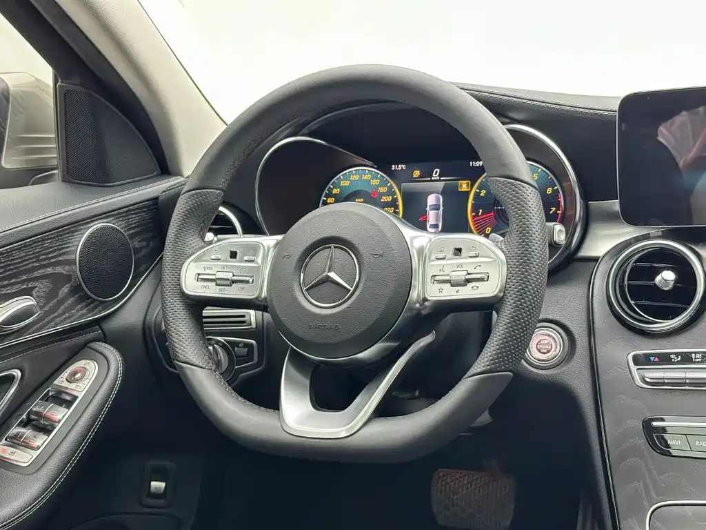 Mercedes-Benz C-Class — миниатюра 17