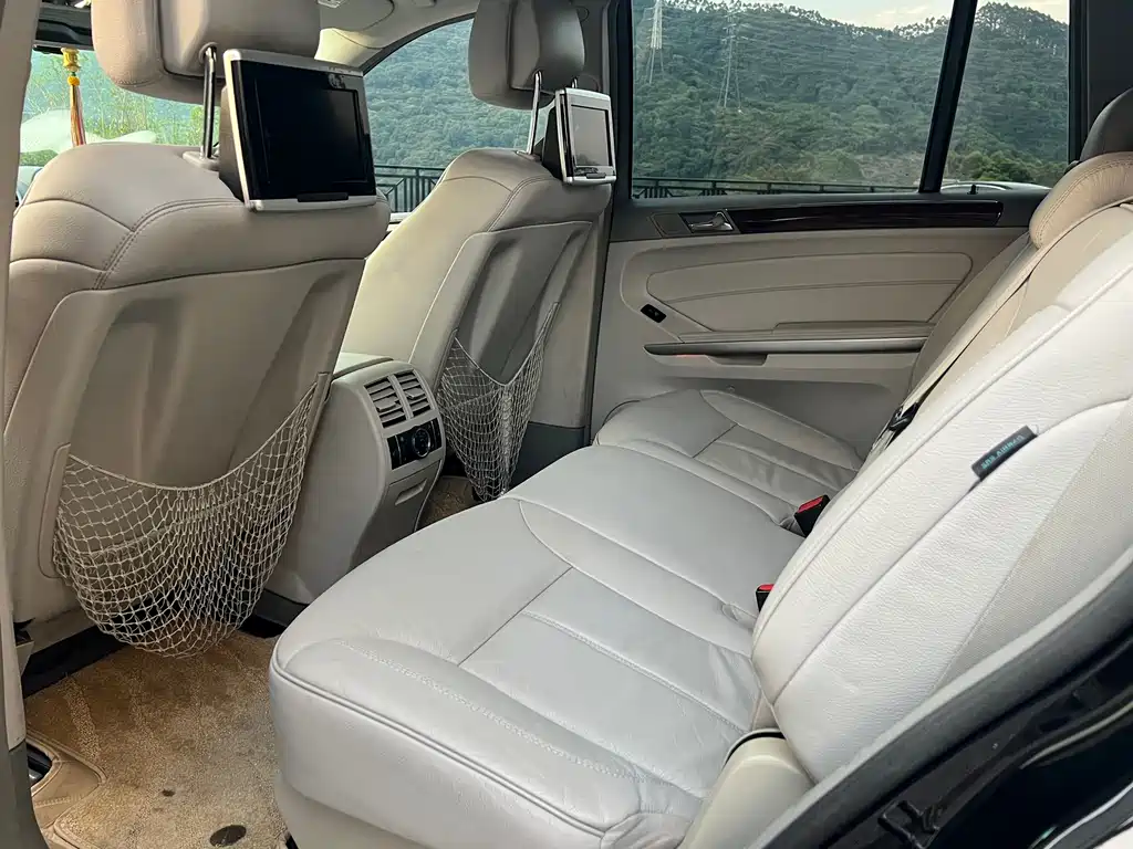 Mercedes-Benz GL-Class — миниатюра 9