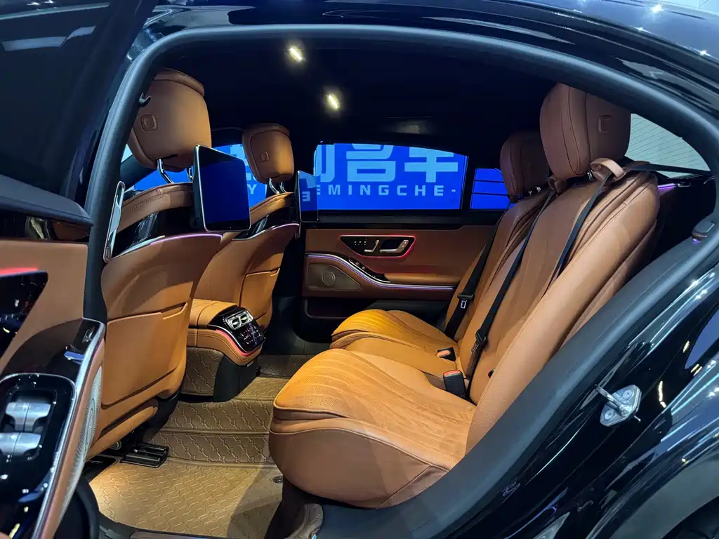 Mercedes-Benz S-Class — миниатюра 7
