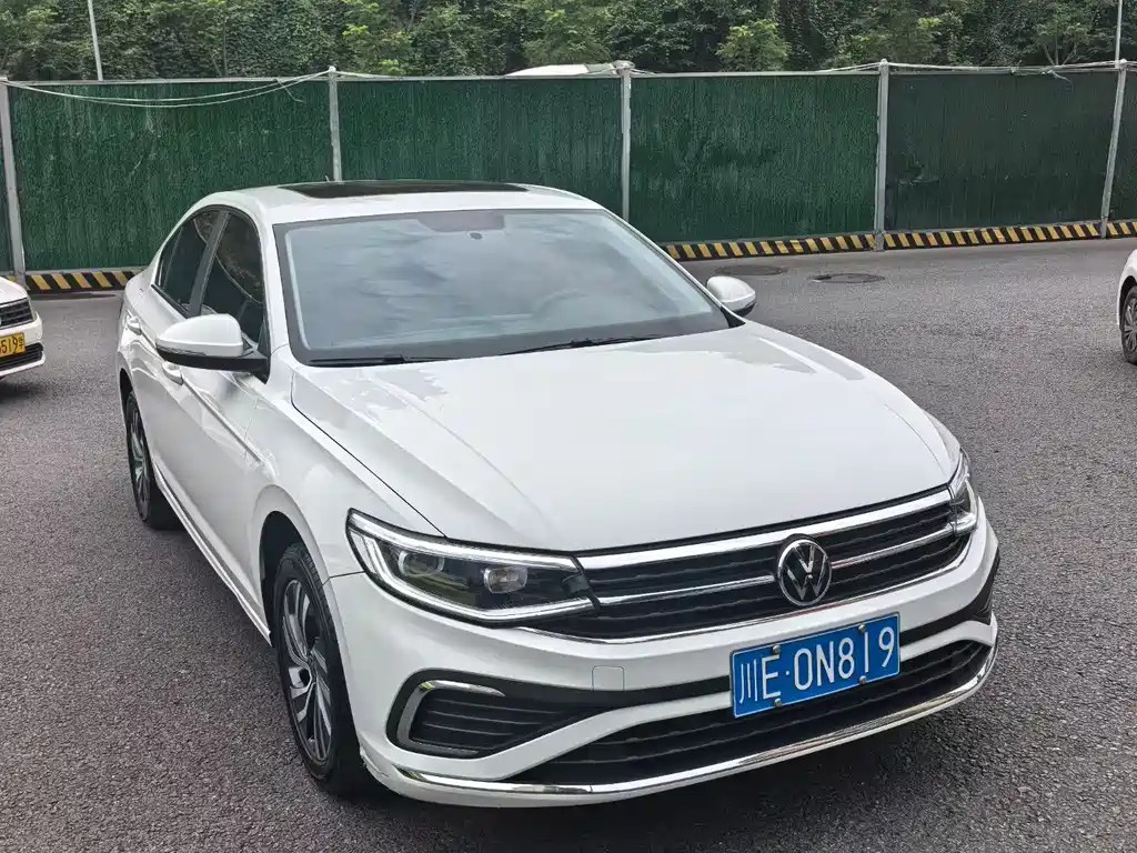 Volkswagen Bora 2025 200TSI DSG