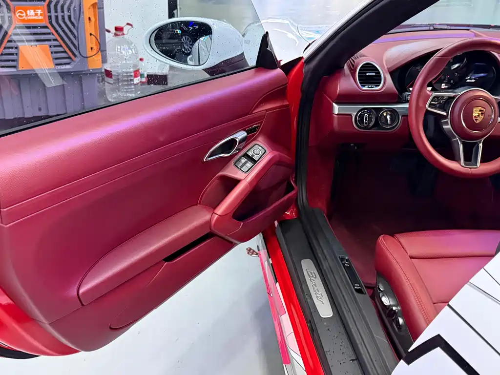 Porsche 718 2019 Boxster T 2.0T