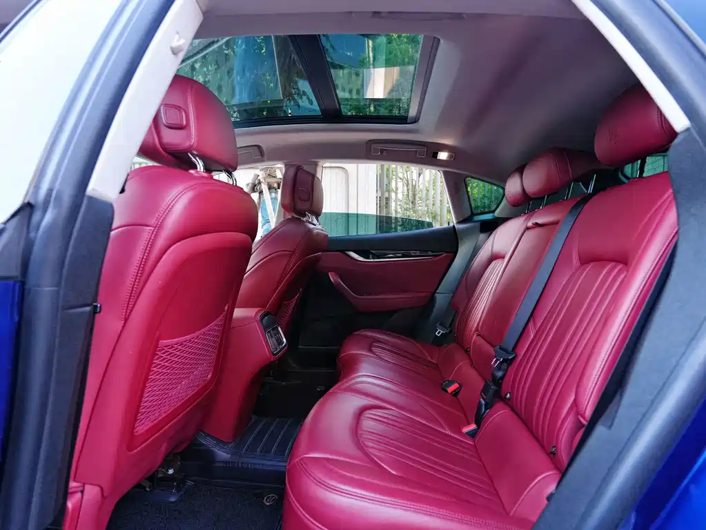 Maserati Levante — миниатюра 9