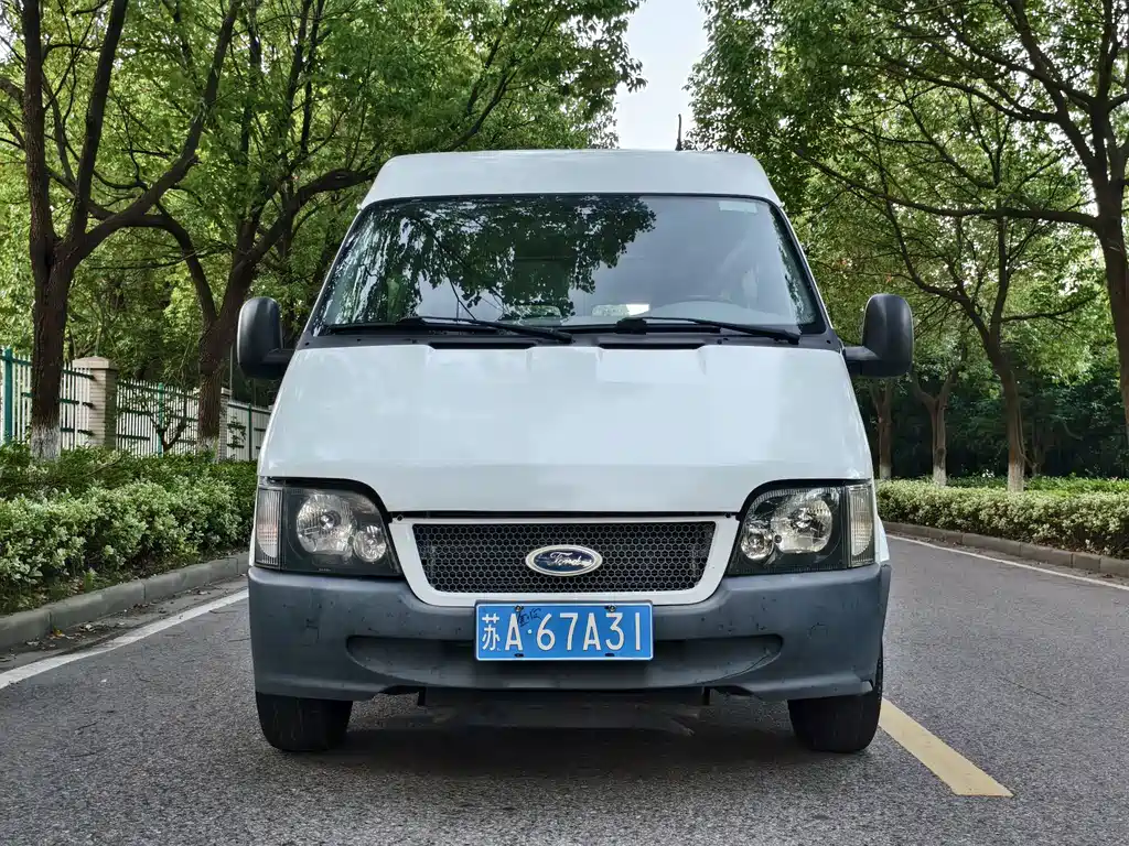 Ford Transit Classic — миниатюра 2