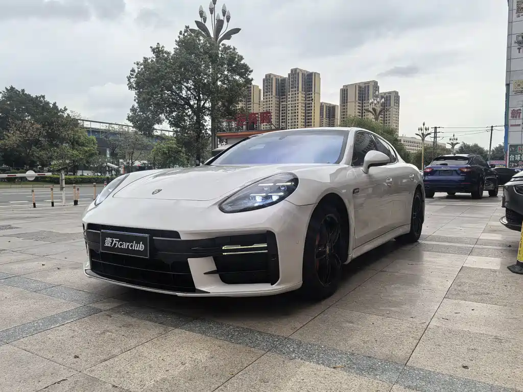 Купить Porsche Panamera