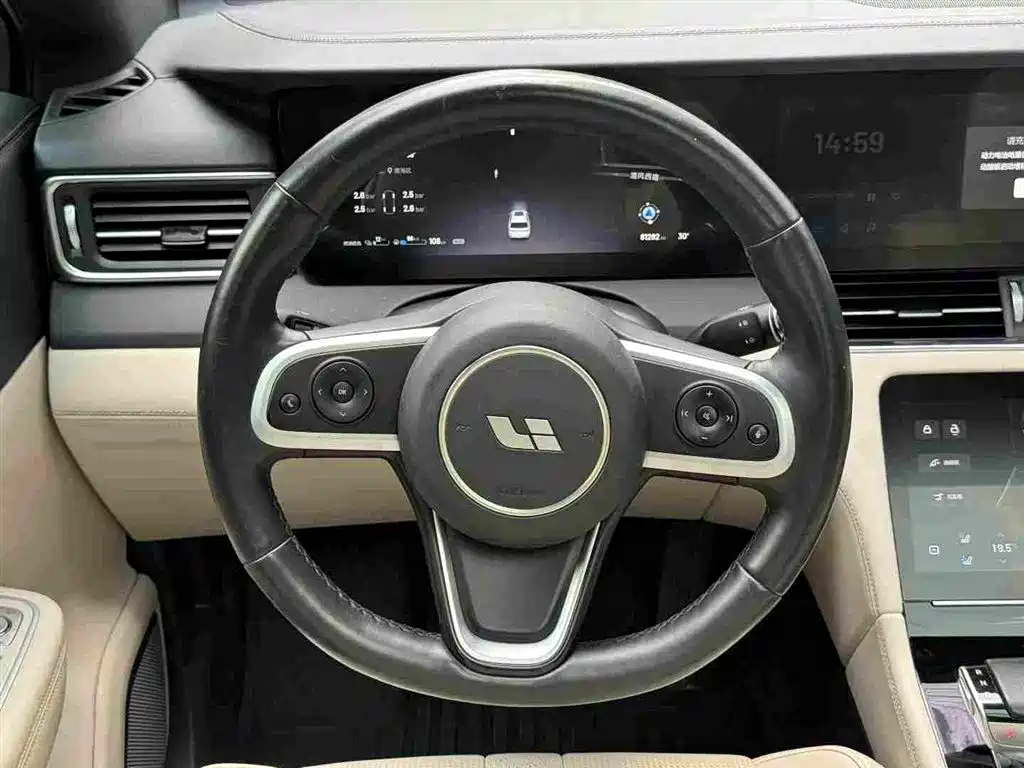 Li Auto Li ONE — миниатюра 6