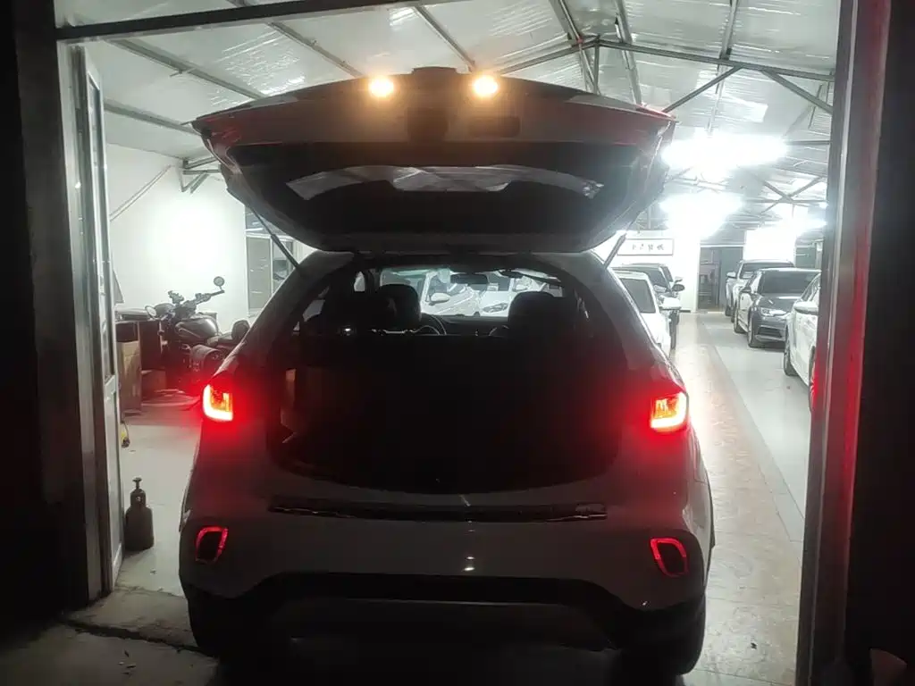 Geely Vision X3 — миниатюра 19