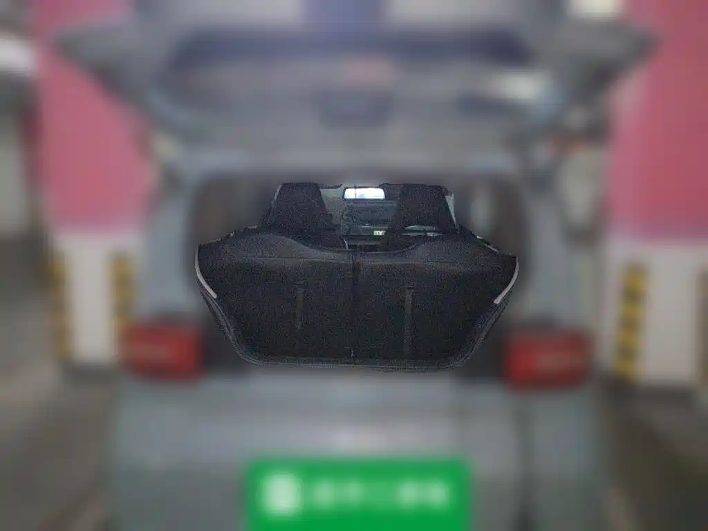 Wuling MINIEV — миниатюра 16