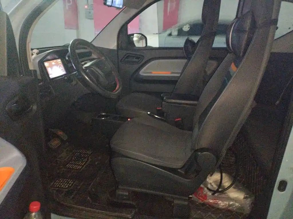 Wuling MINIEV — миниатюра 12