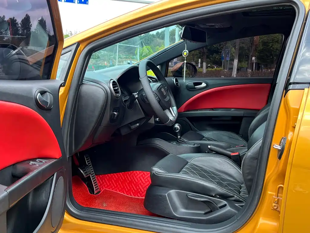 SEAT Leon — миниатюра 5