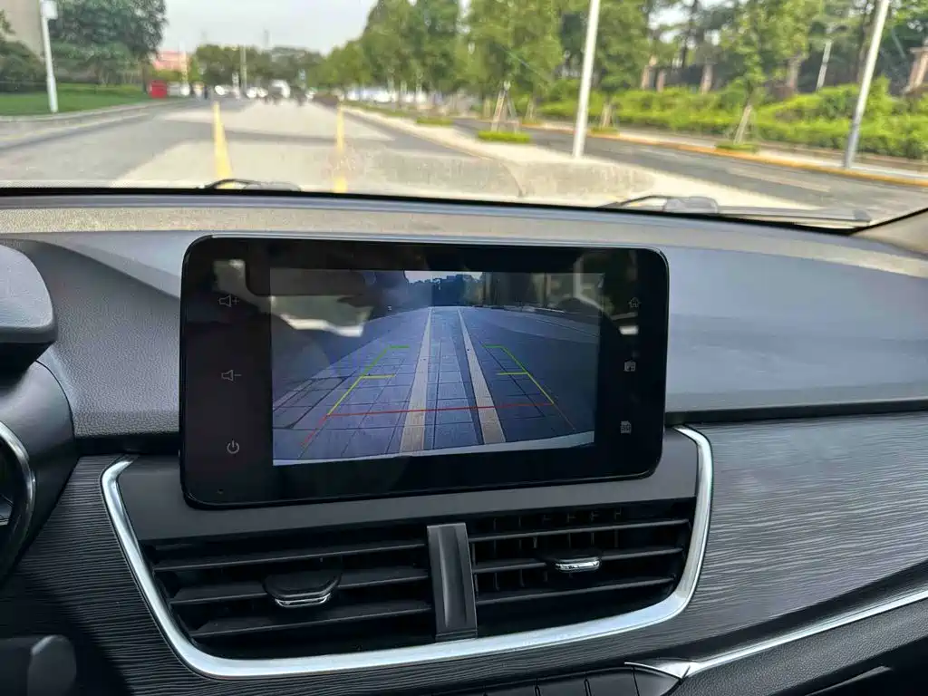 Baojun 360 — миниатюра 12