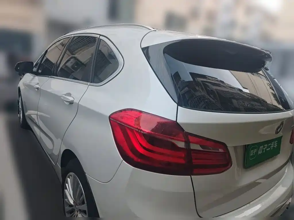 BMW 2 Series Active Tourer (Import) — миниатюра 25